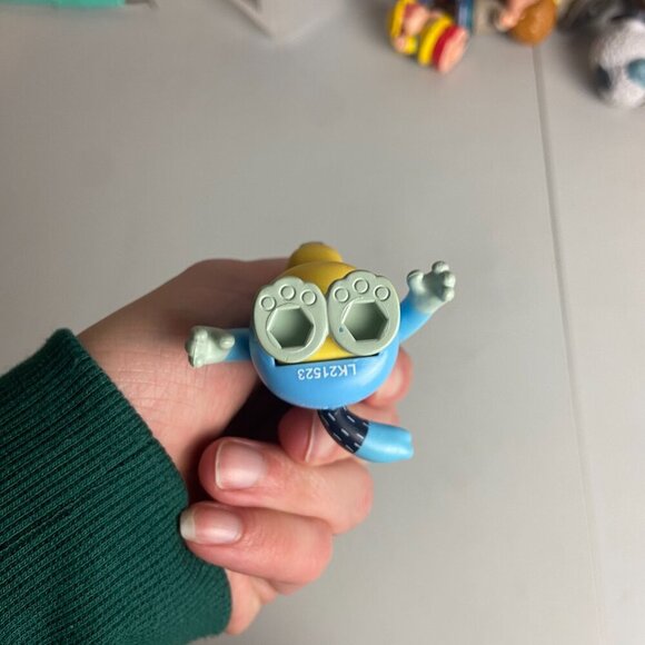 FIGURE Bluey & Friends BANDIT 3" Action Figure Poseable Toy Blue Heeler Dog Dad - Picture 3 of 3